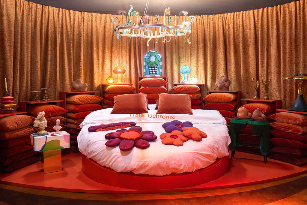 Uchronia Hotel by Julien Sebban